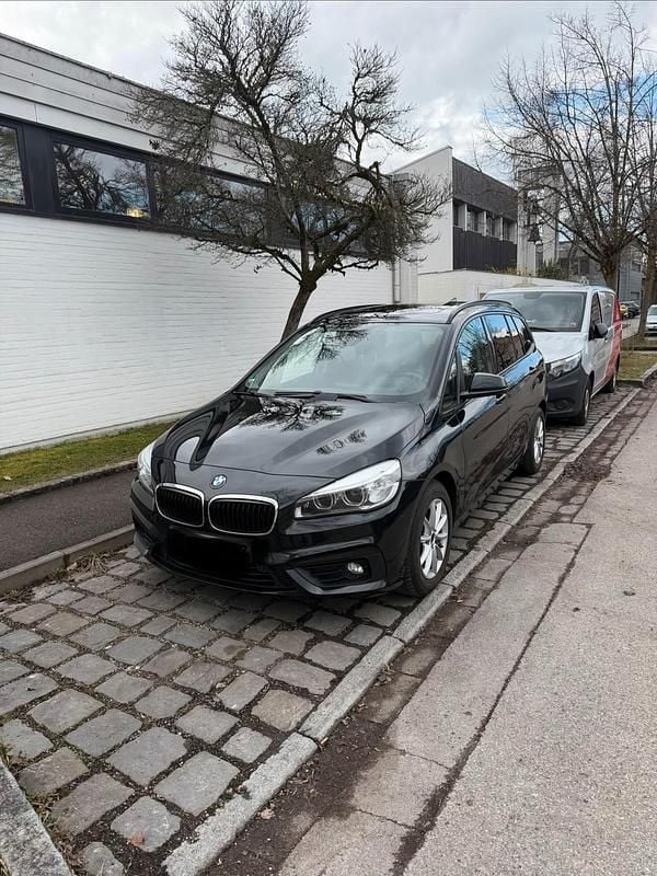 Second-hand BMW 218 150 CP (110 kW) 2015 Negru Break