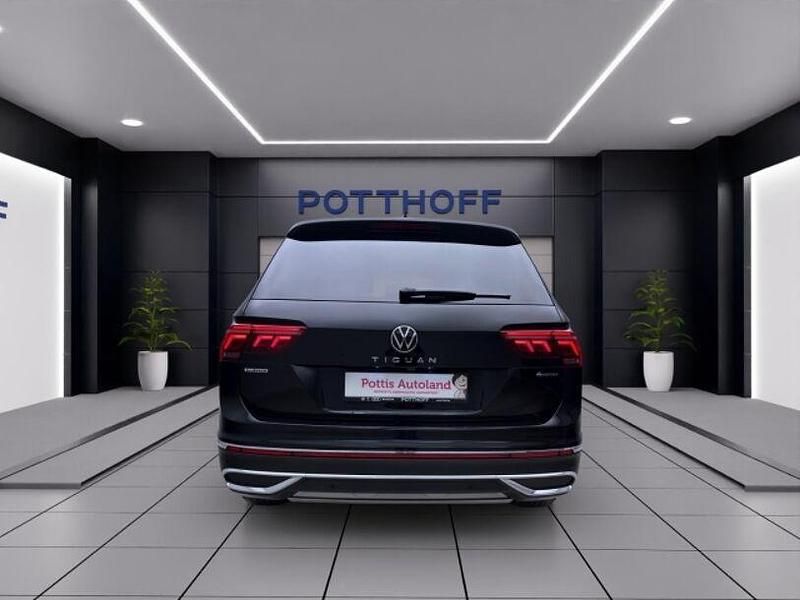Gebraucht VW Tiguan Allspace Elegance 200 PS (147 kW) 2022 Schwarz SUV