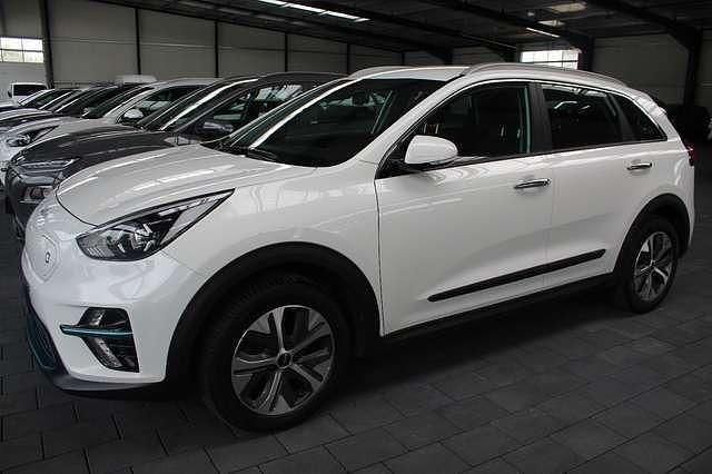 Gebraucht Kia e-Niro Vision 100 kW (136 PS) 2021 Weiß SUV