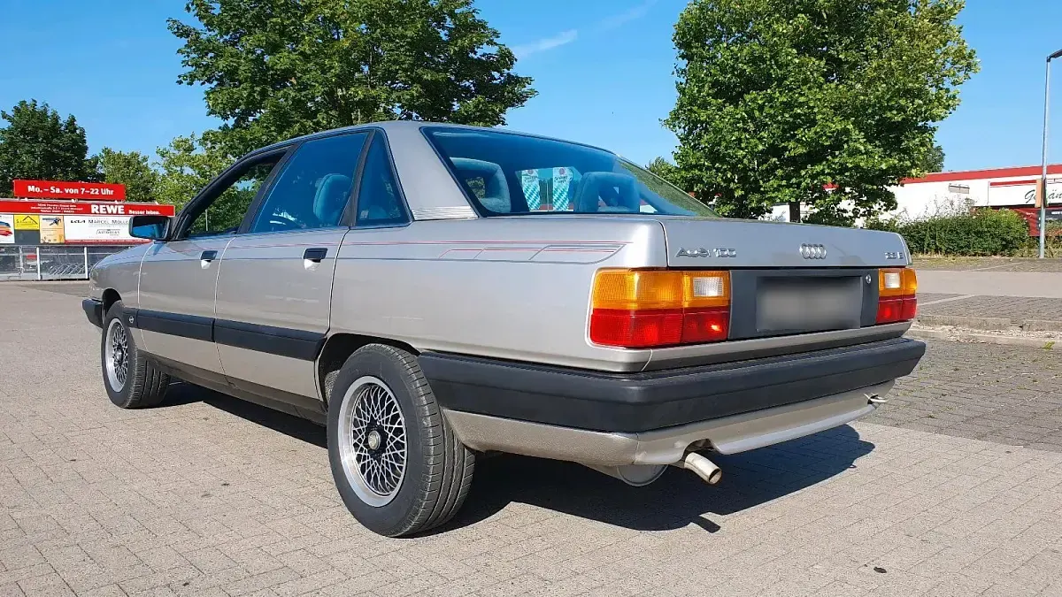 Gebraucht Audi 100 137 PS (100 kW) 1988 Silber Limousine