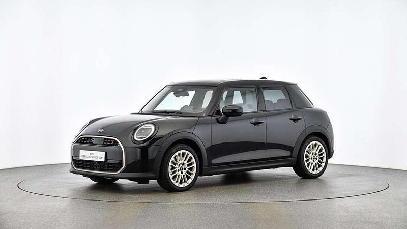 Second-hand Mini Cooper S Favoured 204 CP (150 kW) 2024 Negru Hatchback