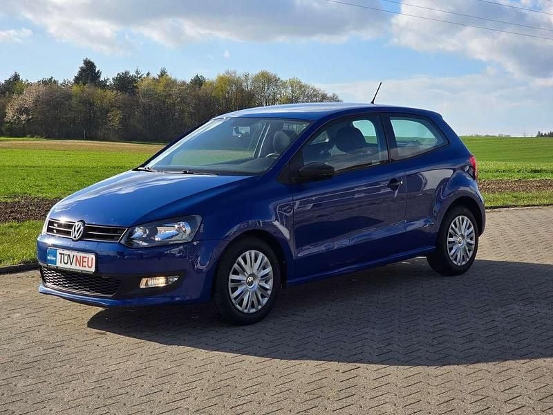 Gebraucht VW Polo Trendline 69 PS (50 kW) 2010 Meerblau Kleinwagen
