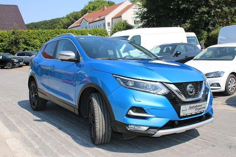 Gebraucht Nissan Qashqai N-Motion 159 PS (116 kW) 2019 Vivid blue/caspian blue SUV