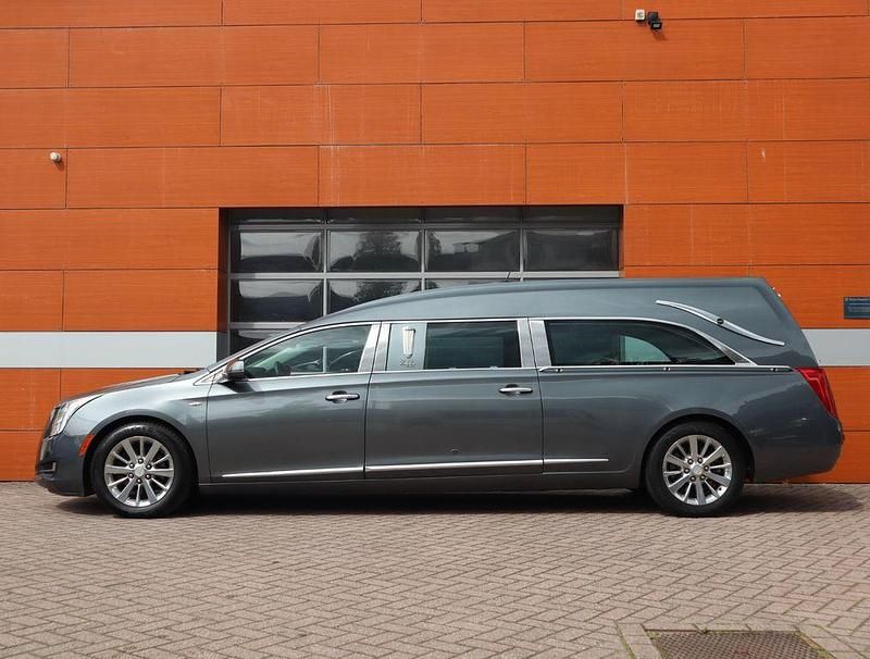 Gebraucht Cadillac XTS 305 PS (224 kW) 2018 Grau Limousine