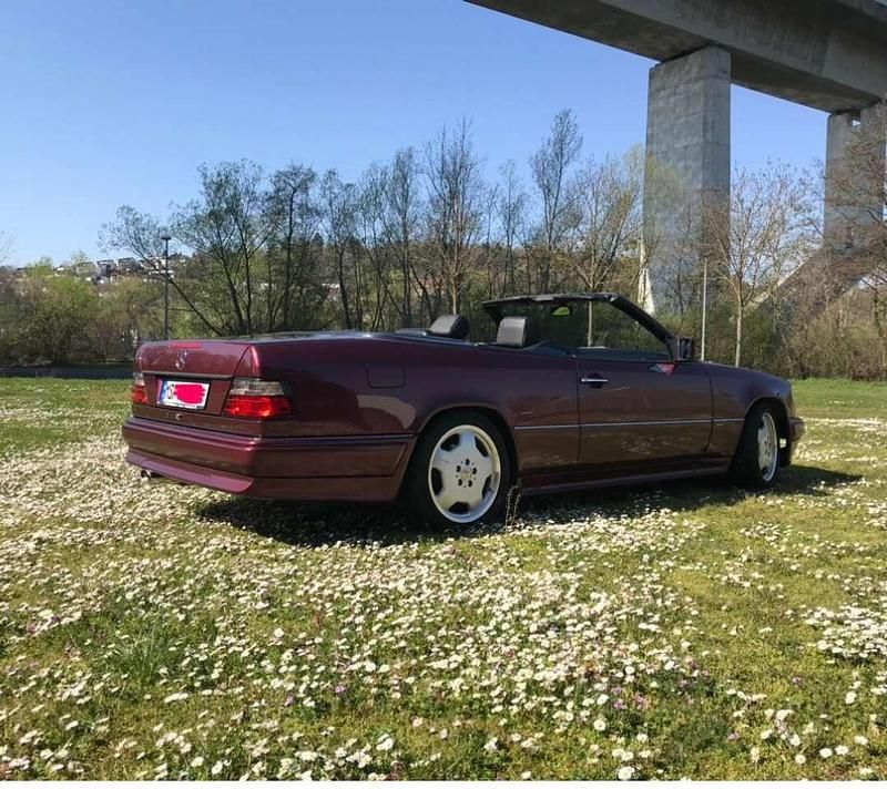 Gebraucht Mercedes E220 Edition 150 PS (110 kW) 1997 Rot Cabrio