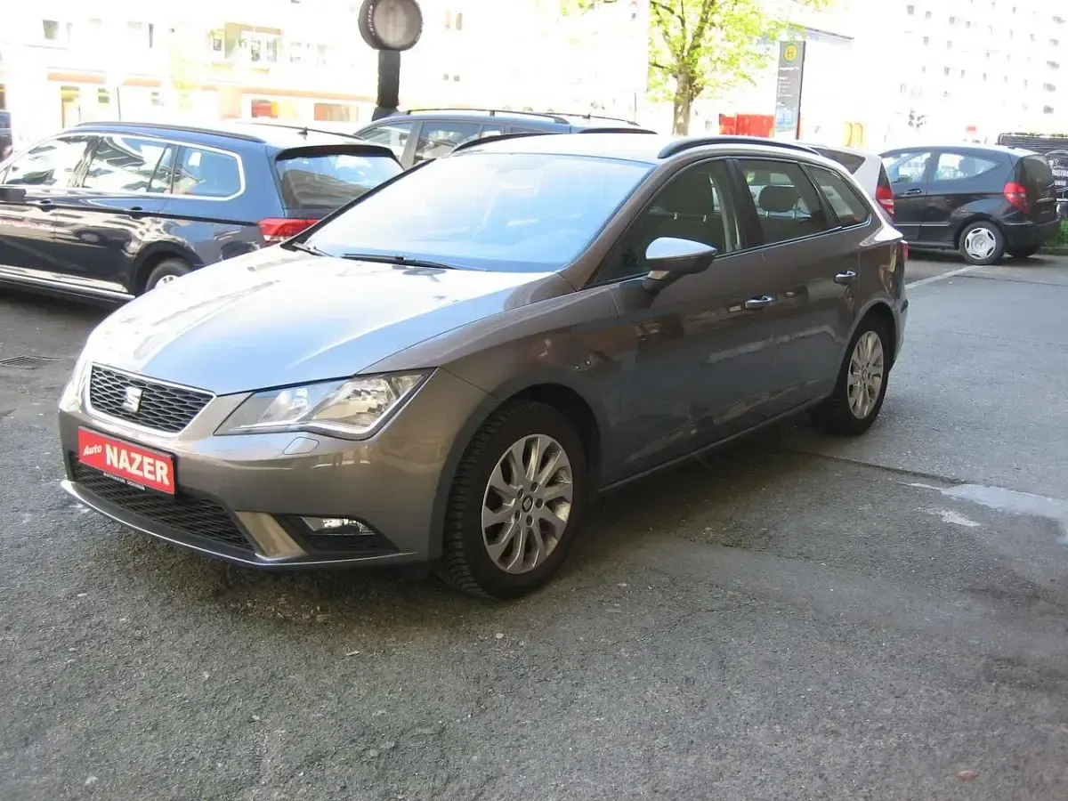 Second-hand Seat Leon Style 105 CP (77 kW) 2014 Gri Break