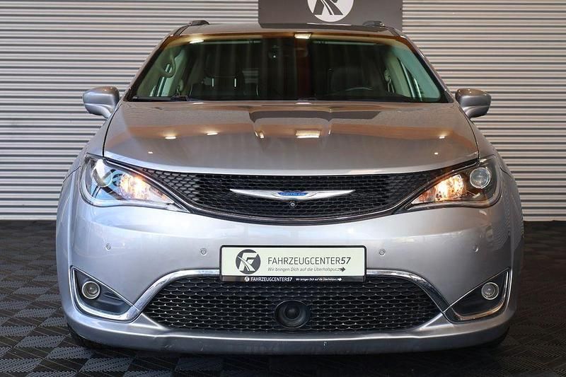Gebraucht Chrysler Pacifica Touring 291 PS (214 kW) 2019 Silber Kombi