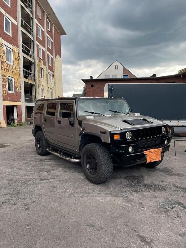 Silber Gebraucht 2025 Hummer H2 SUV | 18.000 € - Bild 1/4
