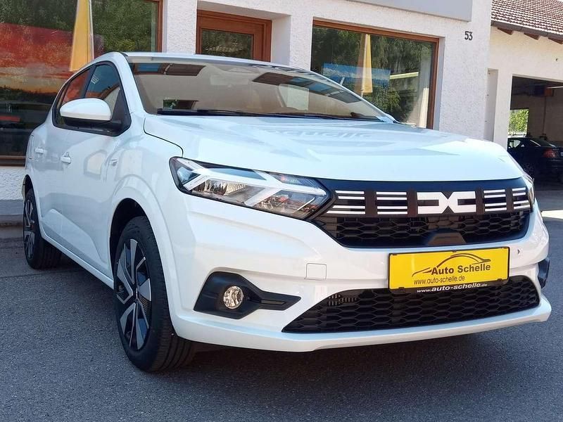 Neu Dacia Sandero Expression 91 PS (66 kW) 2025 Arktisweiß Kleinwagen