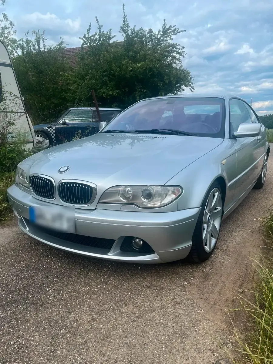 Gebraucht BMW 318 143 PS (105 kW) 2004 Silber Coupé