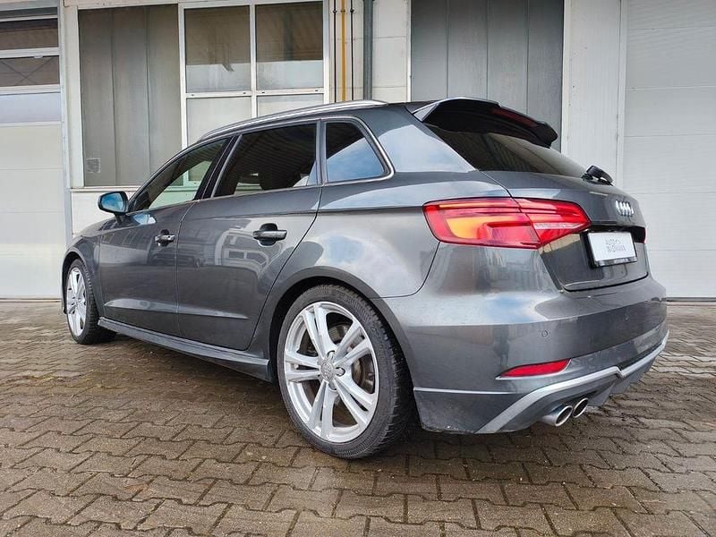 Gebraucht Audi S3 Ambiente 300 PS (220 kW) 2019 Grau Limousine