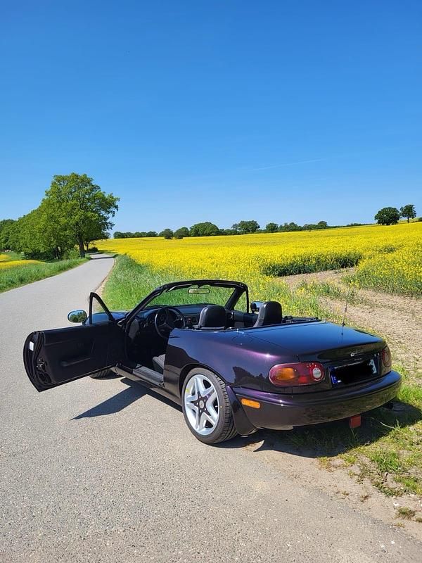 Gebraucht Mazda MX5 115 PS (84 kW) 1992 Andere farben Cabrio
