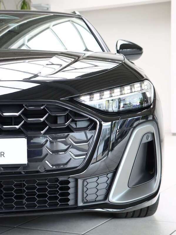 Gebraucht Audi A5 S-Line 204 PS (150 kW) 2025 Schwarz Coupé