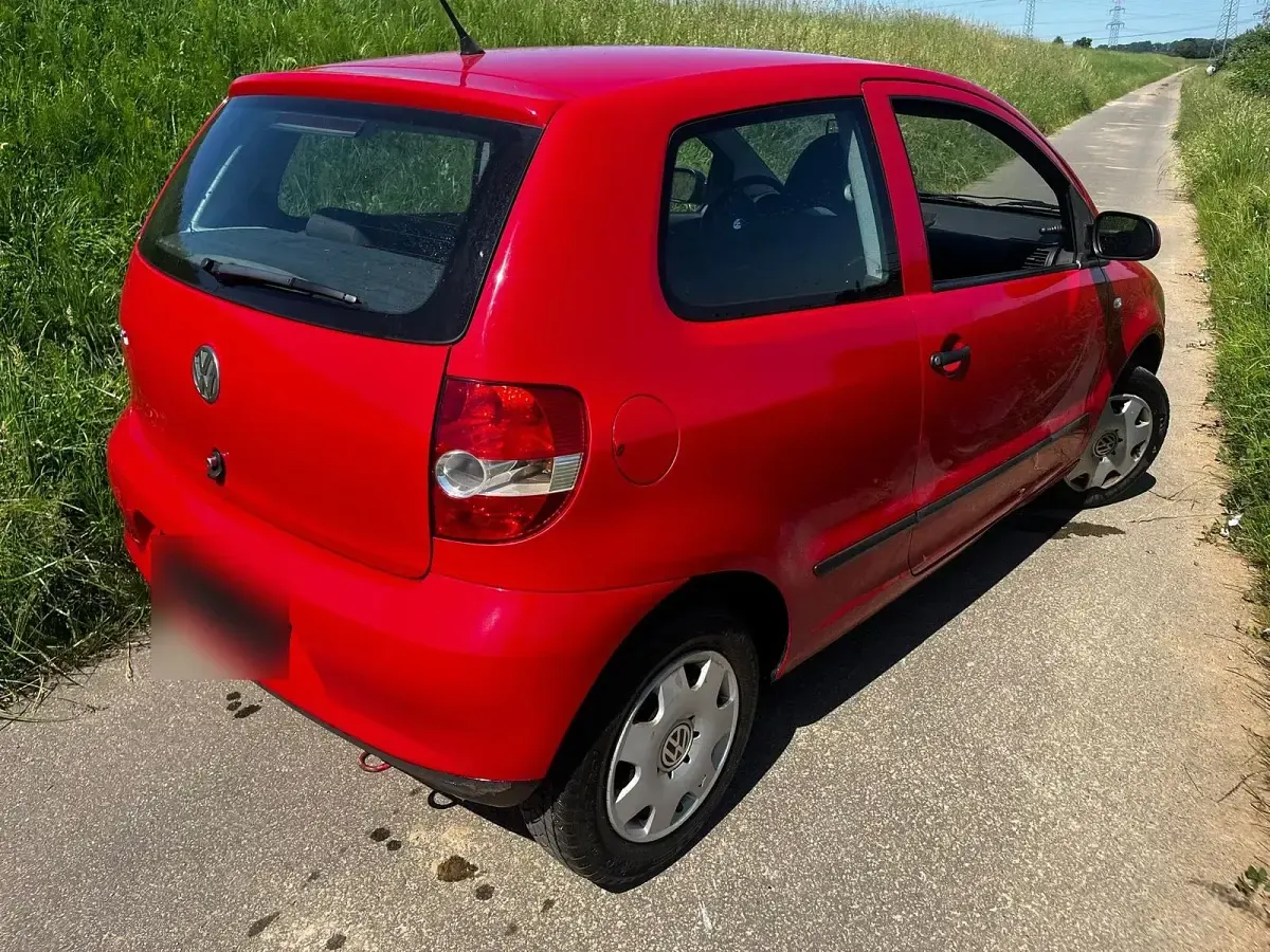 Gebraucht VW Fox 60 PS (44 kW) 2007 Rot Kleinwagen