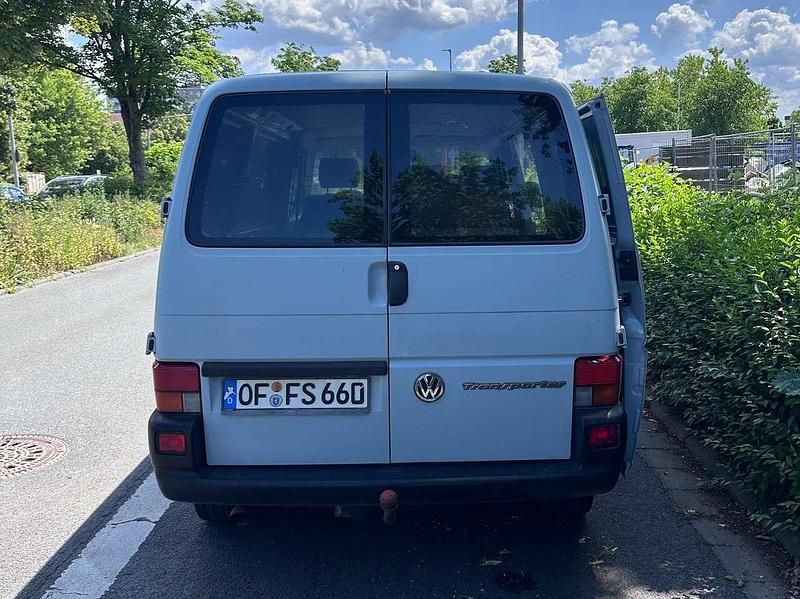 Gebraucht VW T4 84 PS (61 kW) 2001 Grau Van