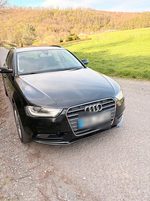 Second-hand Audi A4 Sport 204 CP (150 kW) 2014 Negru Break