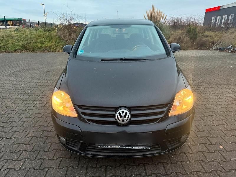 Schwarz Gebraucht 2005 VW Golf IV Kleinwagen | 1.299 € (Guter Preis) - Bild 1/4