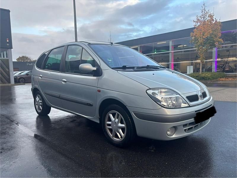 Silber Gebraucht 2003 Renault Scénic Van / Kleinbus | 2.000 € (Fairer Preis) - Bild 1/4