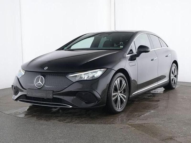 Schwarz Gebraucht 2024 Mercedes 300 Limousine | 39.900 € (Superpreis) - Bild 1/4