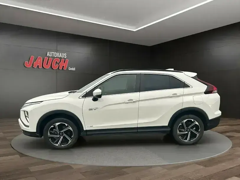 Gebraucht Mitsubishi Eclipse Cross 98 PS (72 kW) 2022 Weiß SUV
