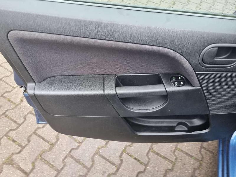 Gebraucht Ford Fiesta Style 80 PS (58 kW) 2008 Blau Kleinwagen