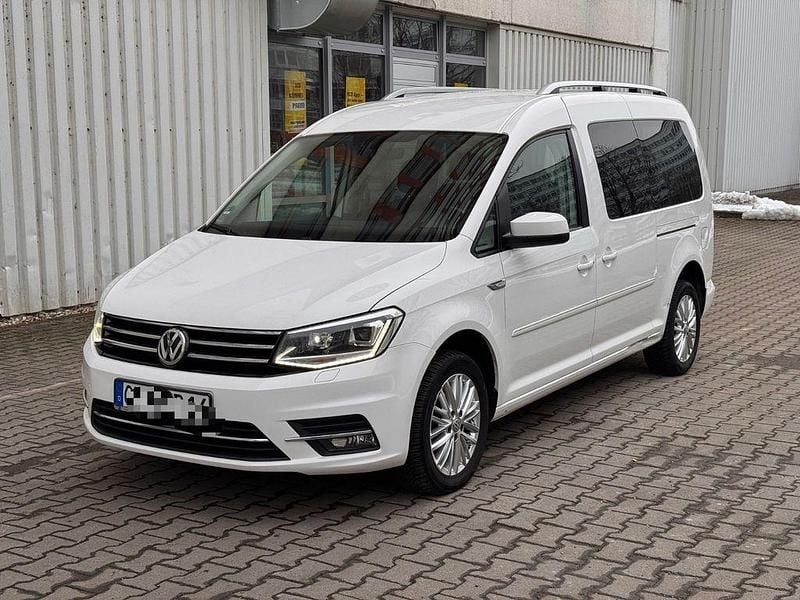 Weiß Gebraucht 2017 VW Caddy Maxi Highline Van / Kleinbus | 11.999 € (Superpreis) - Bild 1/4