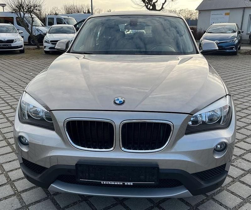 Gebraucht BMW X1 150 PS (110 kW) 2012 Silber SUV