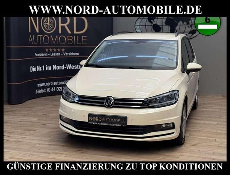 Beige Gebraucht 2021 VW Touran Van / Kleinbus | 19.990 € (Guter Preis) - Bild 1/3