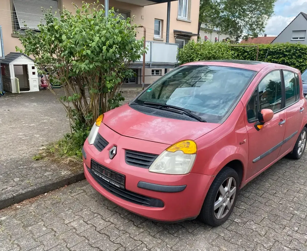 Brugt Renault Modus 75 HK (55 kW) 2004 Rød MPV
