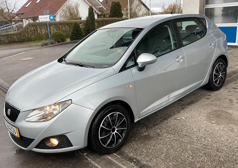 Gebraucht Seat Ibiza 85 PS (62 kW) 2009 Silber Kleinwagen