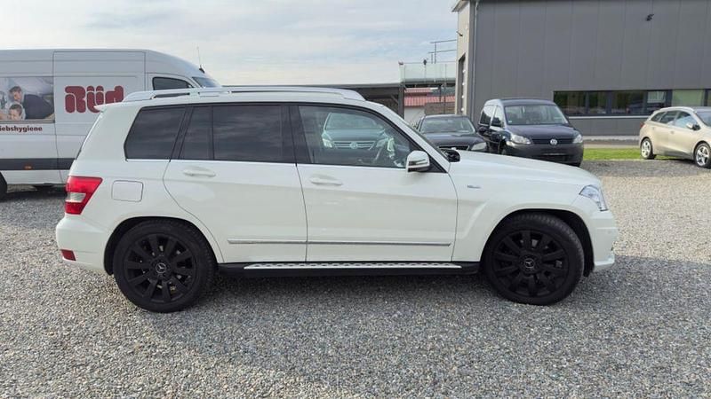 Gebraucht Mercedes GLK250 204 PS (150 kW) 2010 Weiß SUV