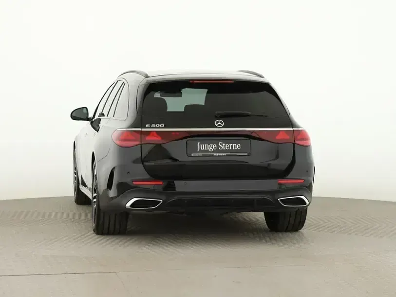 Gebraucht Mercedes E200 Advanced 204 PS (150 kW) 2025 Schwarz Kombi