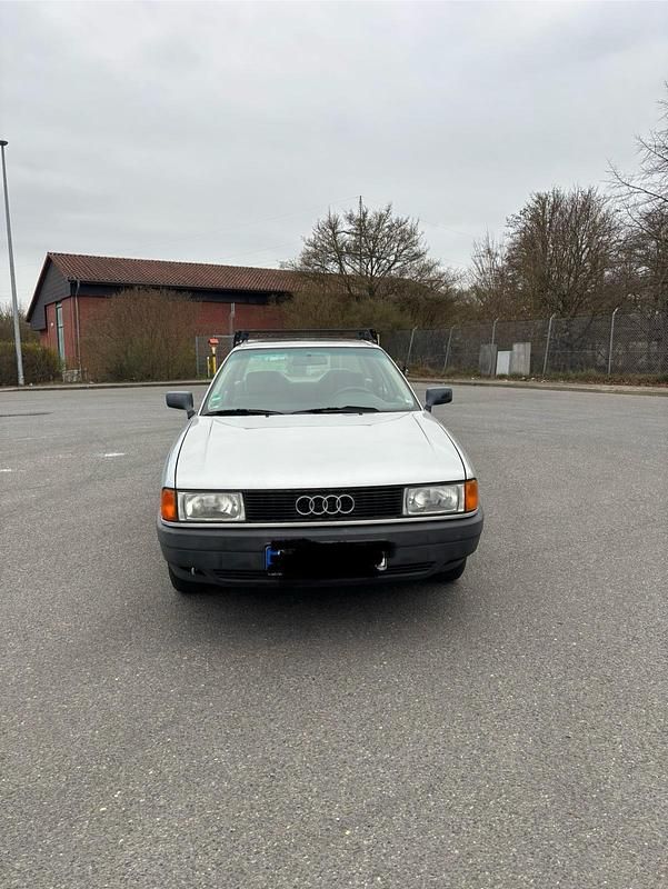 Usado Audi 80 Design 1990 Prateado Sedan