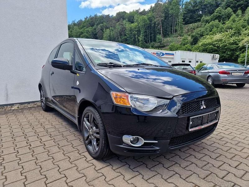 Astroschwarz (m) Gebraucht 2013 Mitsubishi Colt Kleinwagen | 5.500 € (Etwas zu teuer) - Bild 1/4