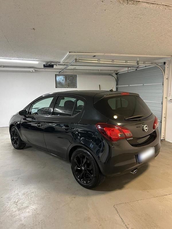 Gebraucht Opel Corsa Edition 101 PS (74 kW) 2016 Schwarz Kleinwagen