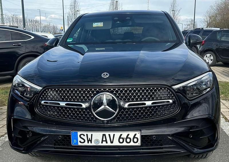Gebraucht 2024 Mercedes GLC300 AMG Coupé | 64.299 € (Fairer Preis) - Bild 1/4