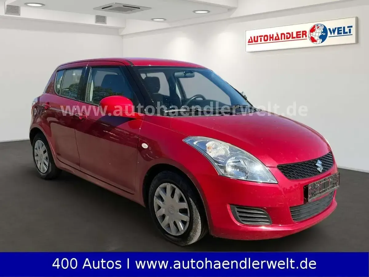 Usado Suzuki Swift 94 CV (69 kW) 2011 Rojo Utilitario