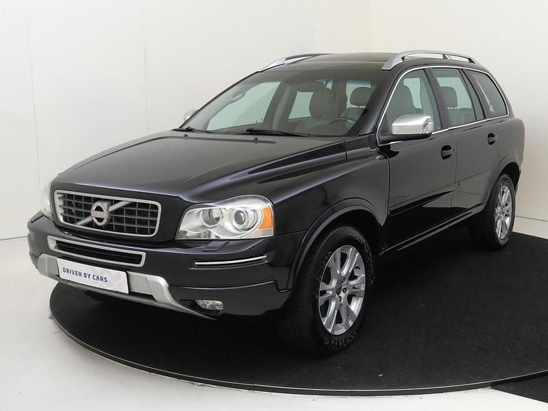 Gebraucht Volvo XC90 Summum 200 PS (147 kW) 2012 Ember black / metallic exterior paint SUV
