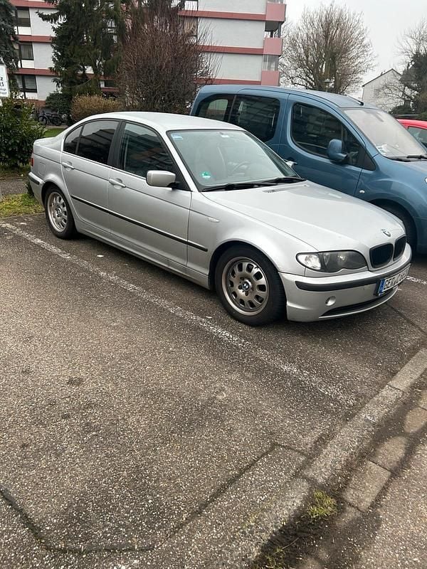 Gebraucht BMW 320 170 PS (125 kW) 2001 Silber Limousine