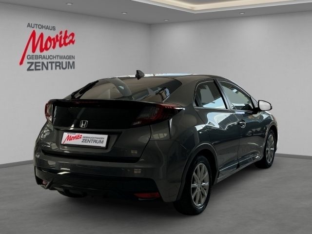 Gebraucht Honda Civic Comfort 99 PS (72 kW) 2016 Polished metal m. (metallic) Limousine