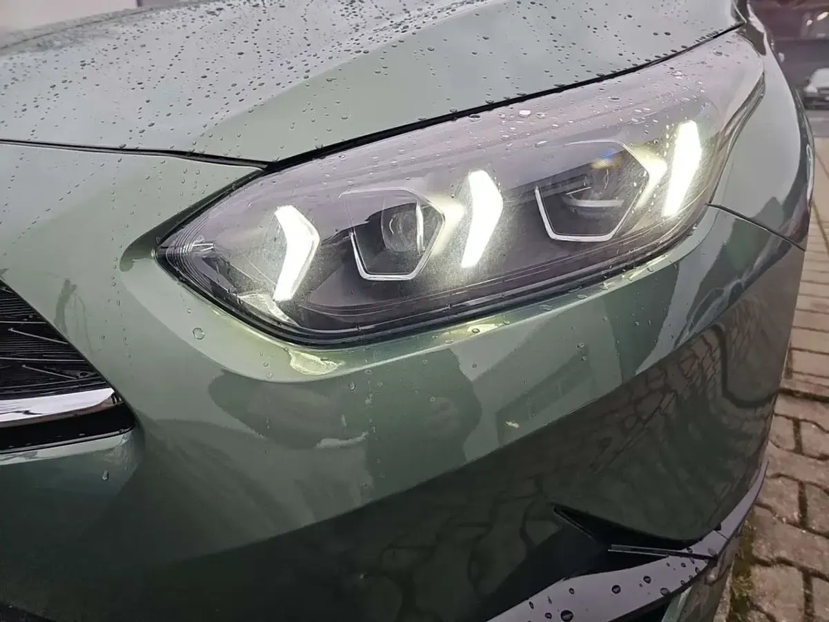 Gebraucht Kia Ceed Spirit 140 PS (102 kW) 2025 Exg experience green m Kleinwagen