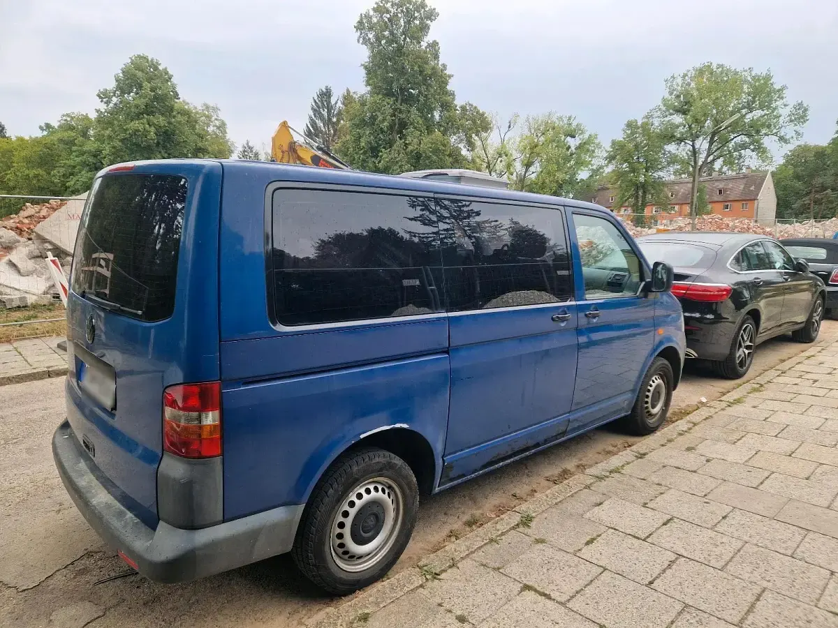 Gebraucht VW T5 102 PS (75 kW) 2006 Blau Van