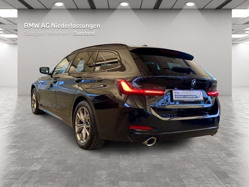 Gebraucht BMW 320e Sport Line 163 PS (119 kW) 2022 Schwarz Kombi