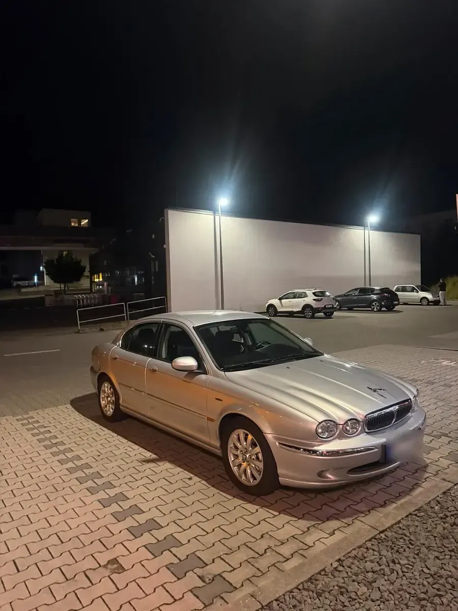 Gebraucht Jaguar X-type 196 PS (144 kW) 2003 Silber Limousine