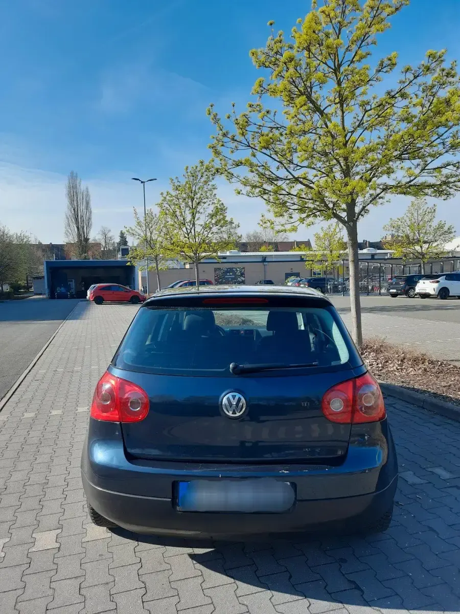 Gebraucht VW Golf V Sportline 150 PS (110 kW) 2005 Blau Kleinwagen