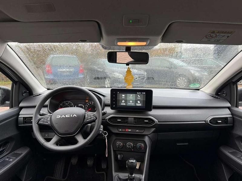 Gebraucht Dacia Sandero Essentiel 67 PS (49 kW) 2023 Gletscherweiss Kleinwagen