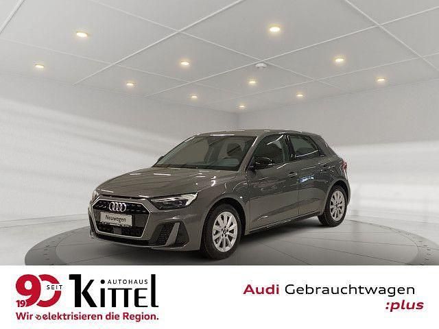 Grau Gebraucht 2025 Audi A1 Sportback S-Line Kleinwagen | 27.660 € (Teuer) - Bild 1/4