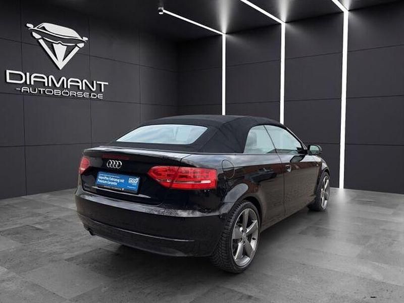 Gebraucht Audi Cabriolet Advanced 105 PS (77 kW) 2012 Schwarz Cabrio