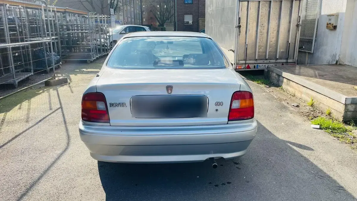 Gebraucht Rover 600 116 PS (85 kW) 1999 Silber Limousine