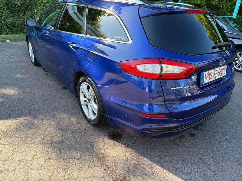 Gebraucht Ford Mondeo Titanium 150 PS (110 kW) 2017 Blau Kombi